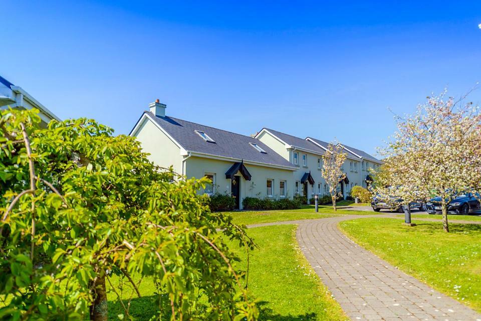Dingle Centre Townhouse An Capall Dubh Dingle Exterior foto