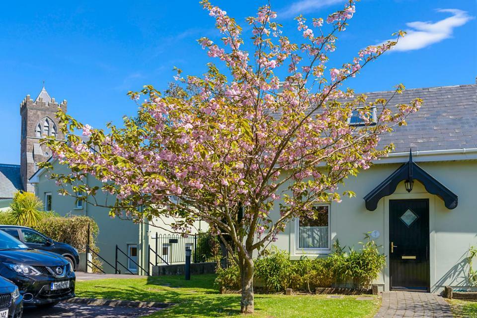 Dingle Centre Townhouse An Capall Dubh Dingle Exterior foto