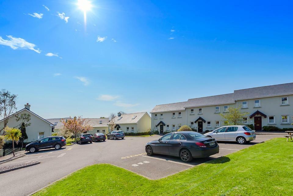 Dingle Centre Townhouse An Capall Dubh Dingle Exterior foto